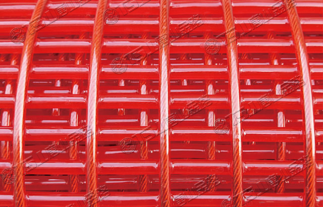 篩分設備選用聚氨酯篩網(wǎng)，高耐磨、壽命長