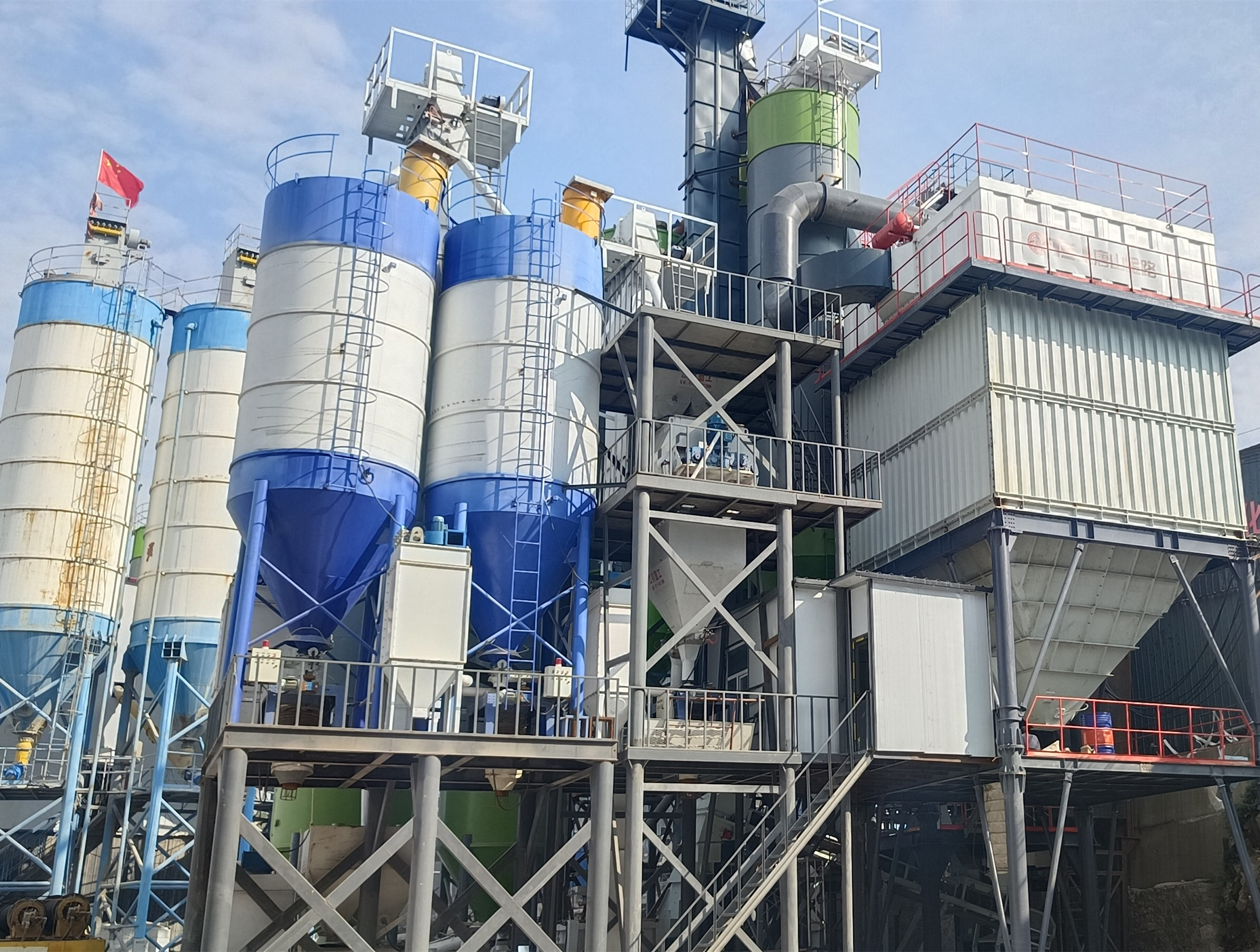 機制砂成建筑用砂主要來源，唐山金路制砂樓提供高標準機制砂生產(chǎn)設(shè)備