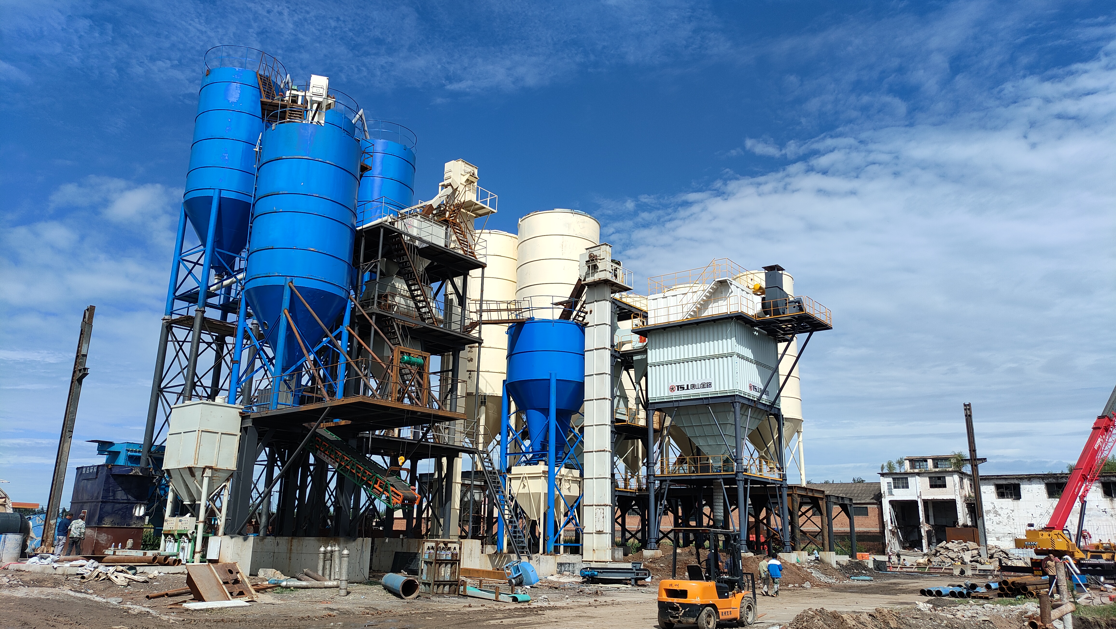 唐山金路制砂樓：智能引領(lǐng)，生產(chǎn)無憂